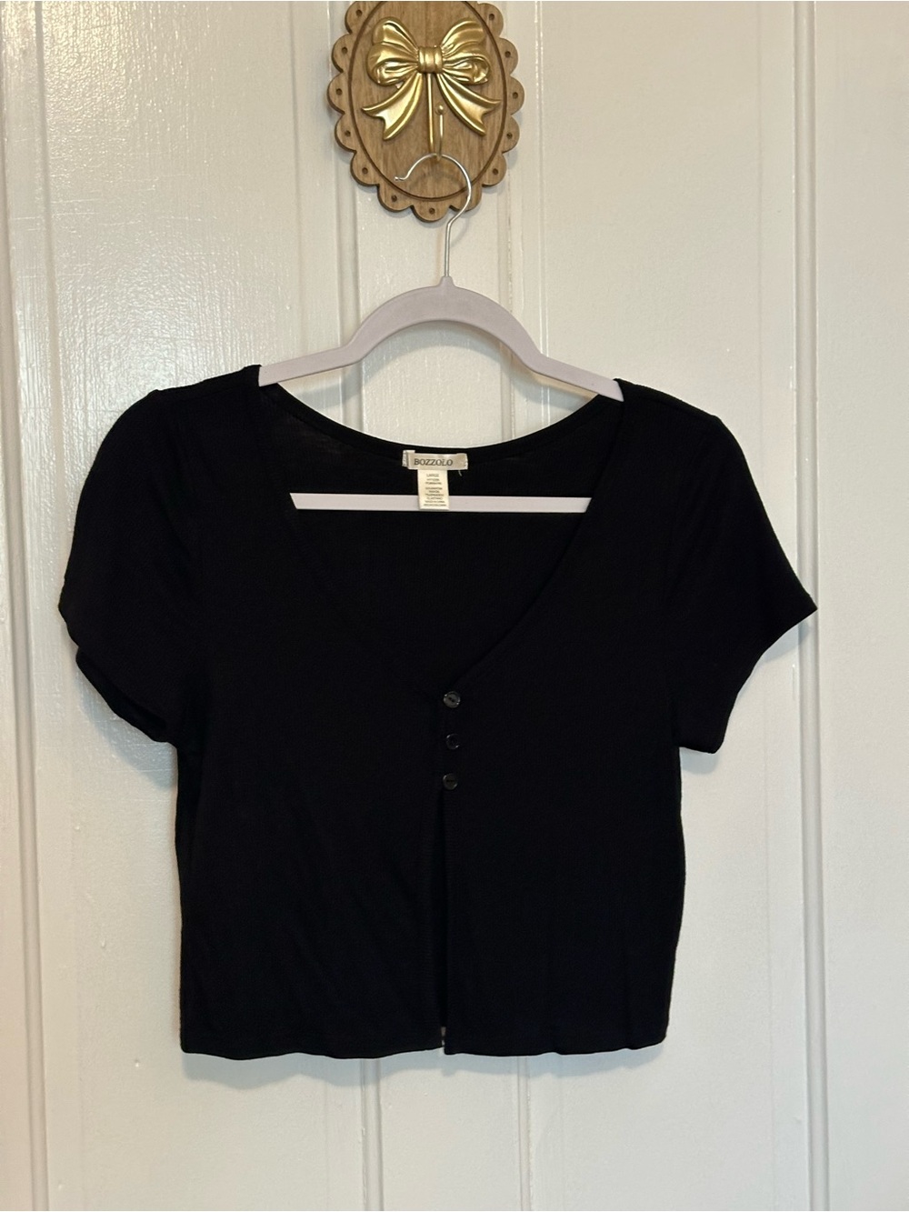Bozzolo Black Short-Sleeve V-Neck Button Crop Top